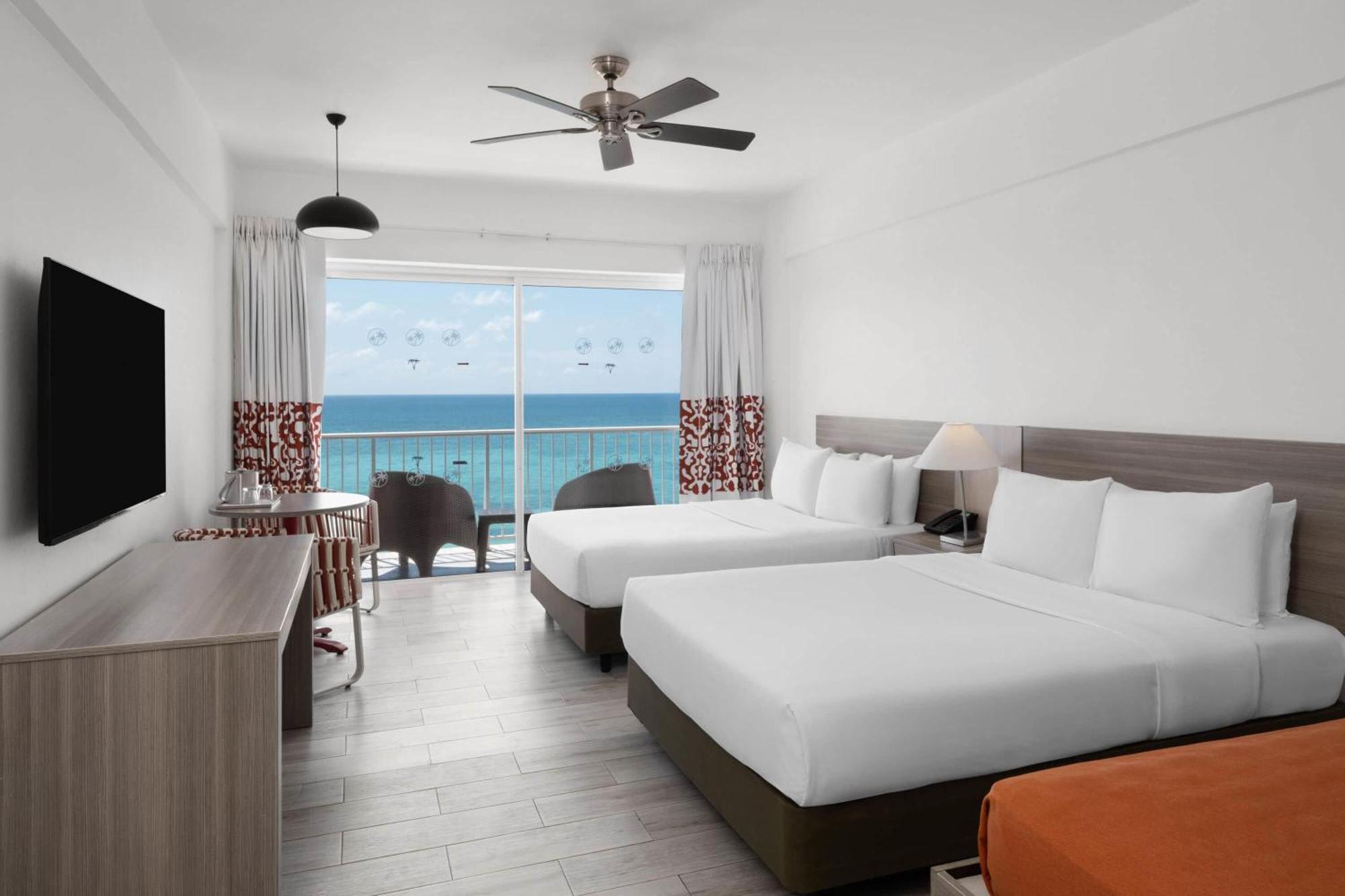 Grand Decameron Cornwall Beach, A Trademark All-Inclusive Resort Montego Bay Exterior photo