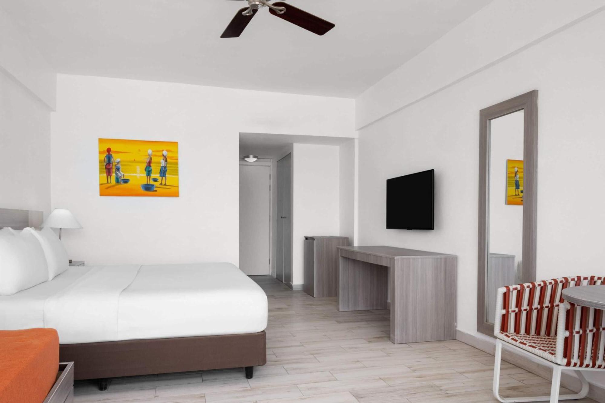 Grand Decameron Cornwall Beach, A Trademark All-Inclusive Resort Montego Bay Exterior photo